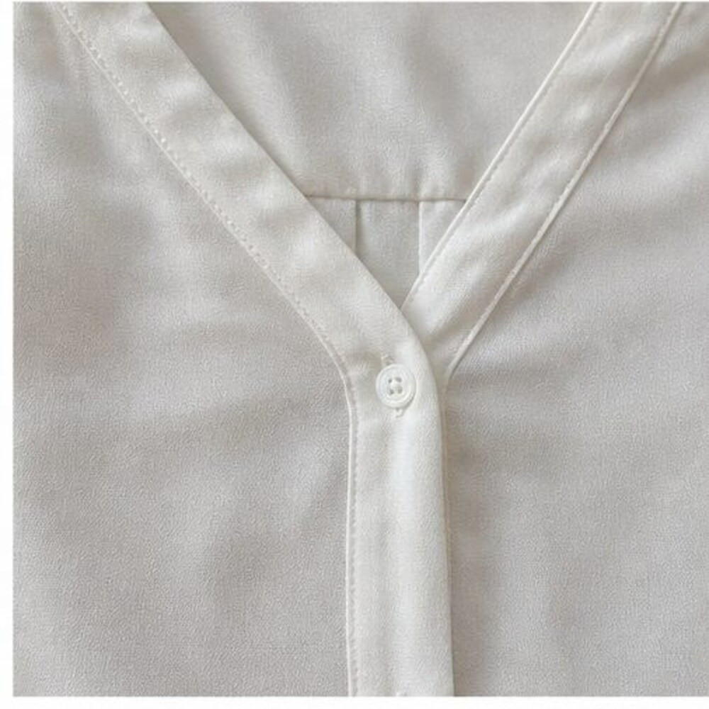 Ivory Peplum Top - Picture 4 of 6